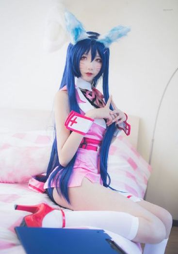 印度农村肥婆猛操BB_BD英语免费高清观看