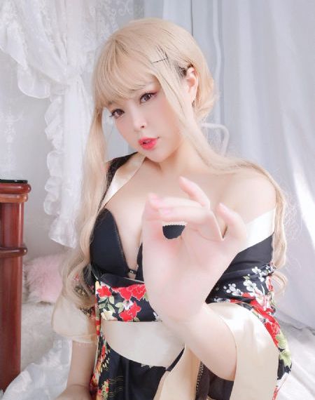钟欣潼艳照无码一区_1080P在线观看高清