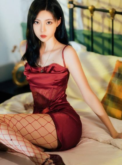 韩国大尺度边吃胸边摸_1080P超清在线观看