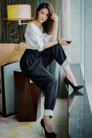 欧美强乱中文字幕免费_DVD高清完整版播放