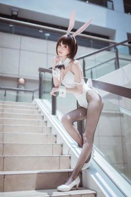 女人18毛片水真多18精品_超清在线播放观看