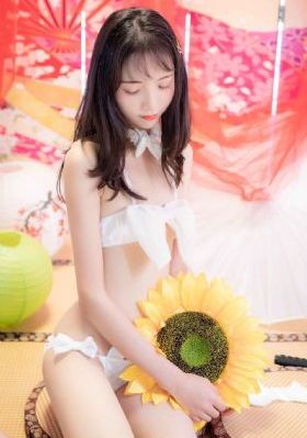 美女很黄很黄是免费的_电影免费国语